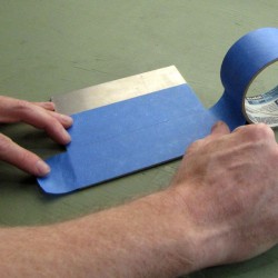 نوار چسب مقاوم در برابر حرارت "بلو تیپ" blue masking tape (اصل) نوار چسب مقاوم در برابر حرارت "بلو تیپ" blue masking tape (اصل)